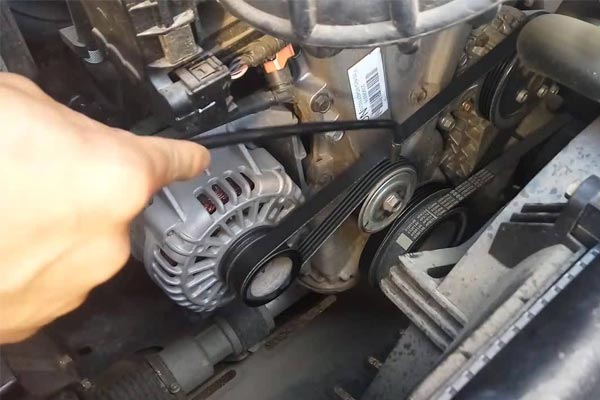盐湖转速传感器的工作原理是什么？